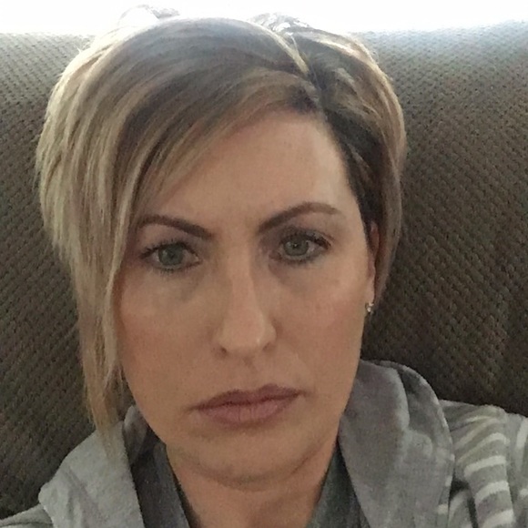 Meet your Posher, Amy - Picture 1 of 1